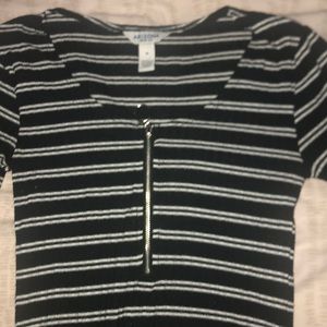 Nice fitted cropped long sleeve